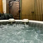 Wellness Haus In Zell, 3 Komplette Wohnungen, Moselblick, Sauna, Whirlpool, 3 Balkone, 14 Gaeste Prázdninový dům *