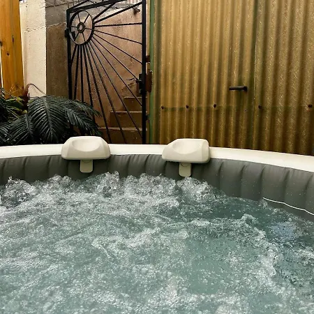 Wellness Haus In Zell, 3 Komplette Wohnungen, Moselblick, Sauna, Whirlpool, 3 Balkone, Grill 펜션 *