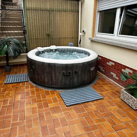 Wellness Haus In Zell, 3 Komplette Wohnungen, Moselblick, Sauna, Whirlpool, 3 Balkone, Grill 첼 안 데어 모젤