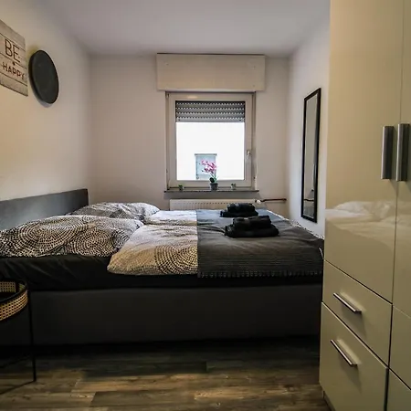 펜션 Wellness Haus In Zell, 3 Komplette Wohnungen, Moselblick, Sauna, Whirlpool, 3 Balkone, Grill *