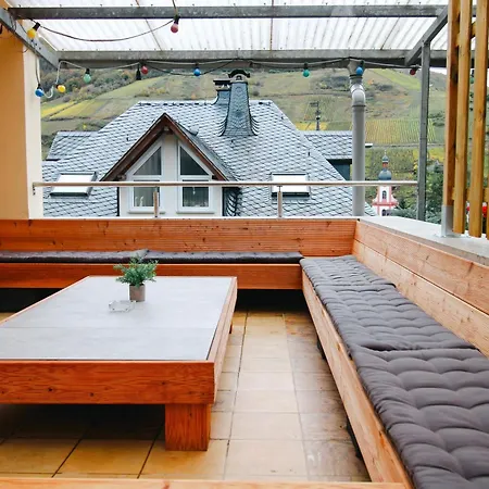 Wellness Haus In Zell, 3 Komplette Wohnungen, Moselblick, Sauna, Whirlpool, 3 Balkone, Grill 펜션 *